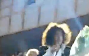 Así calman a las fans los cantantes rusos