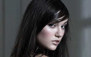 Sasha Grey se desnuda para PETA