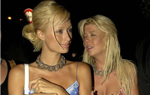 Tara Reid y Paris Hilton
