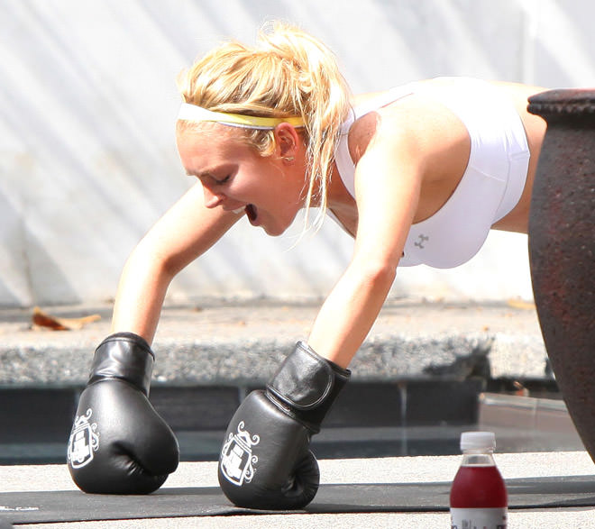 lindsay-boxing08
