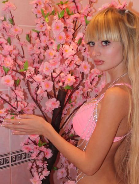real_life_barbie_doll_from_moscow_20IcY_640_23